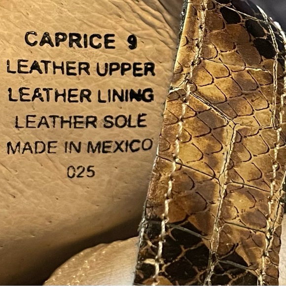 Freebird CAPRICE, color “ice”, sandal. Size 9. - Picture 6 of 8